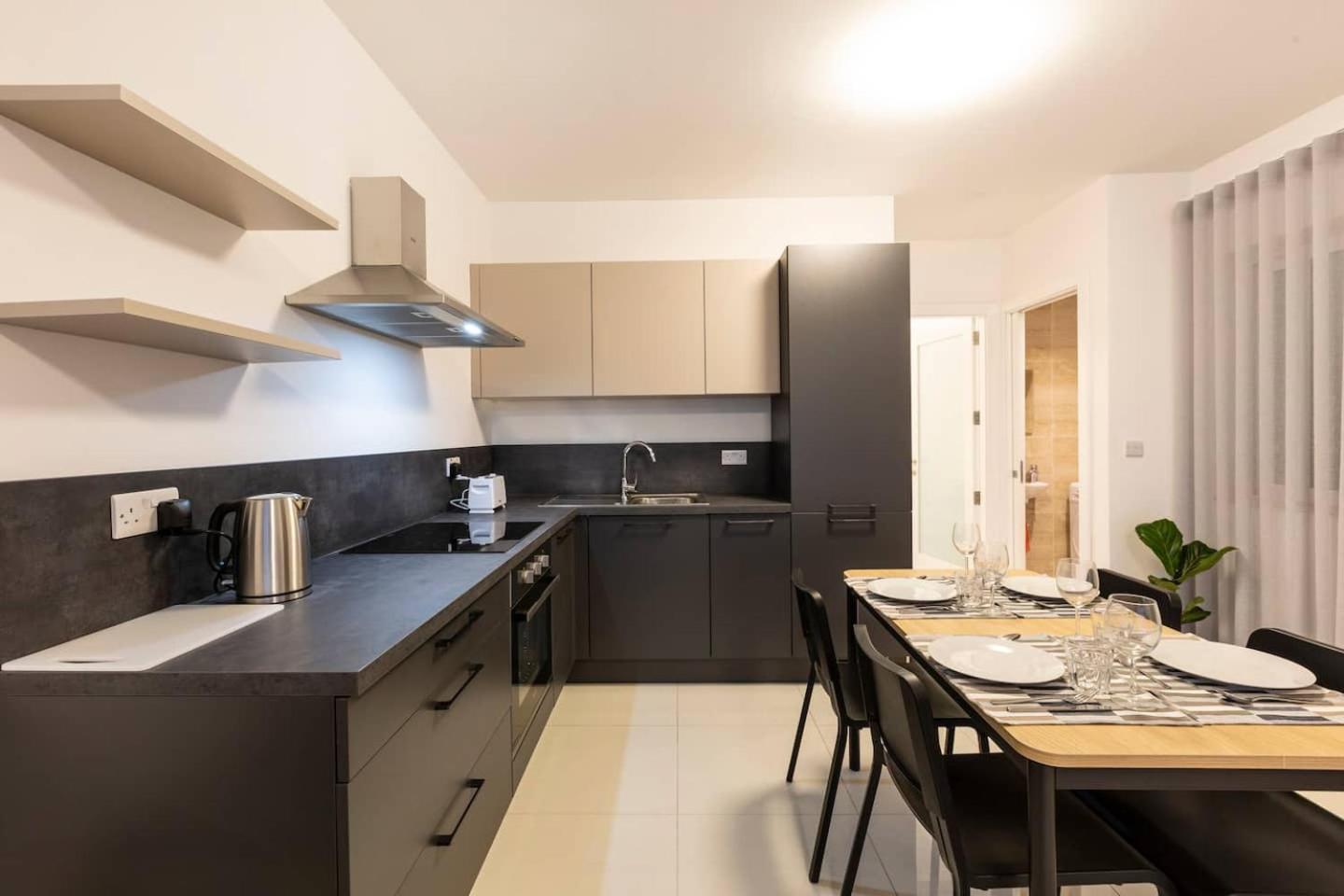 Beautiful Central Penthouse 1Br Ta Xbiex Εξωτερικό φωτογραφία